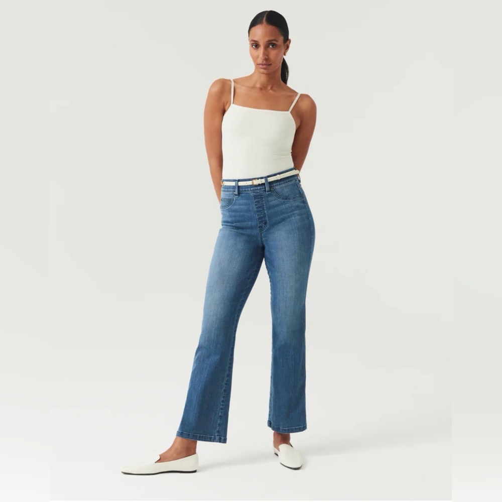Spanx XS Pull On Kick Flare Jeans‎ Denim Vintage Indigo Stretch 90s Nostalgia